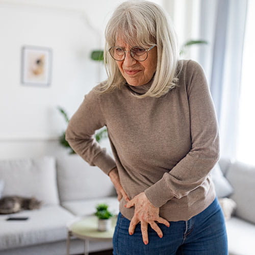 woman with hip pain